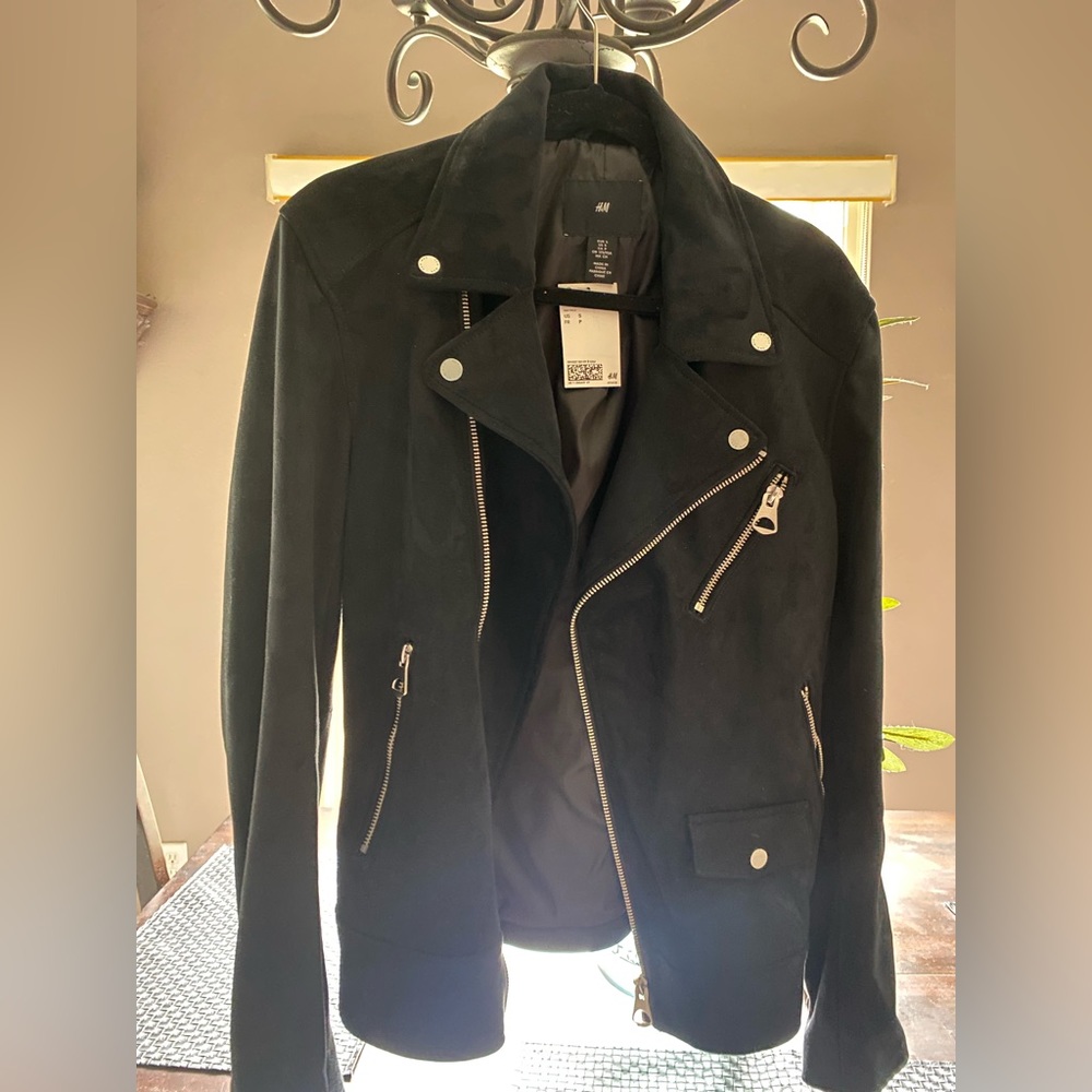 Brand NWT H&M black biker jacket small men’s